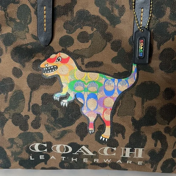 NWT Rare Coach Camo Rainbow Rexy Dinosaur Leather Tote Purse Canvas Case bag FOB - Picture 4 of 11